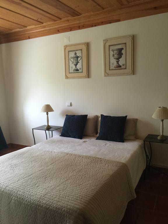 Hotel Rural Quinta Do Juncal Serra d'El-Rei Room photo